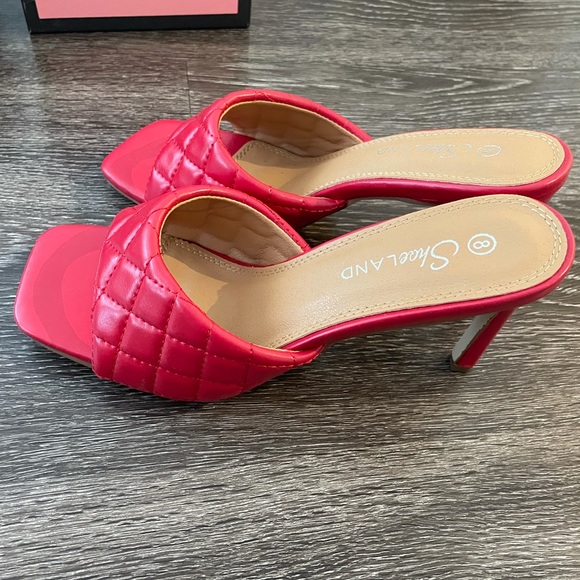 Red Heels - Picture 2 of 3